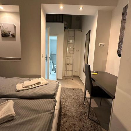 Estelada Boarding Houses - Bogenhausen München Ngoại thất bức ảnh