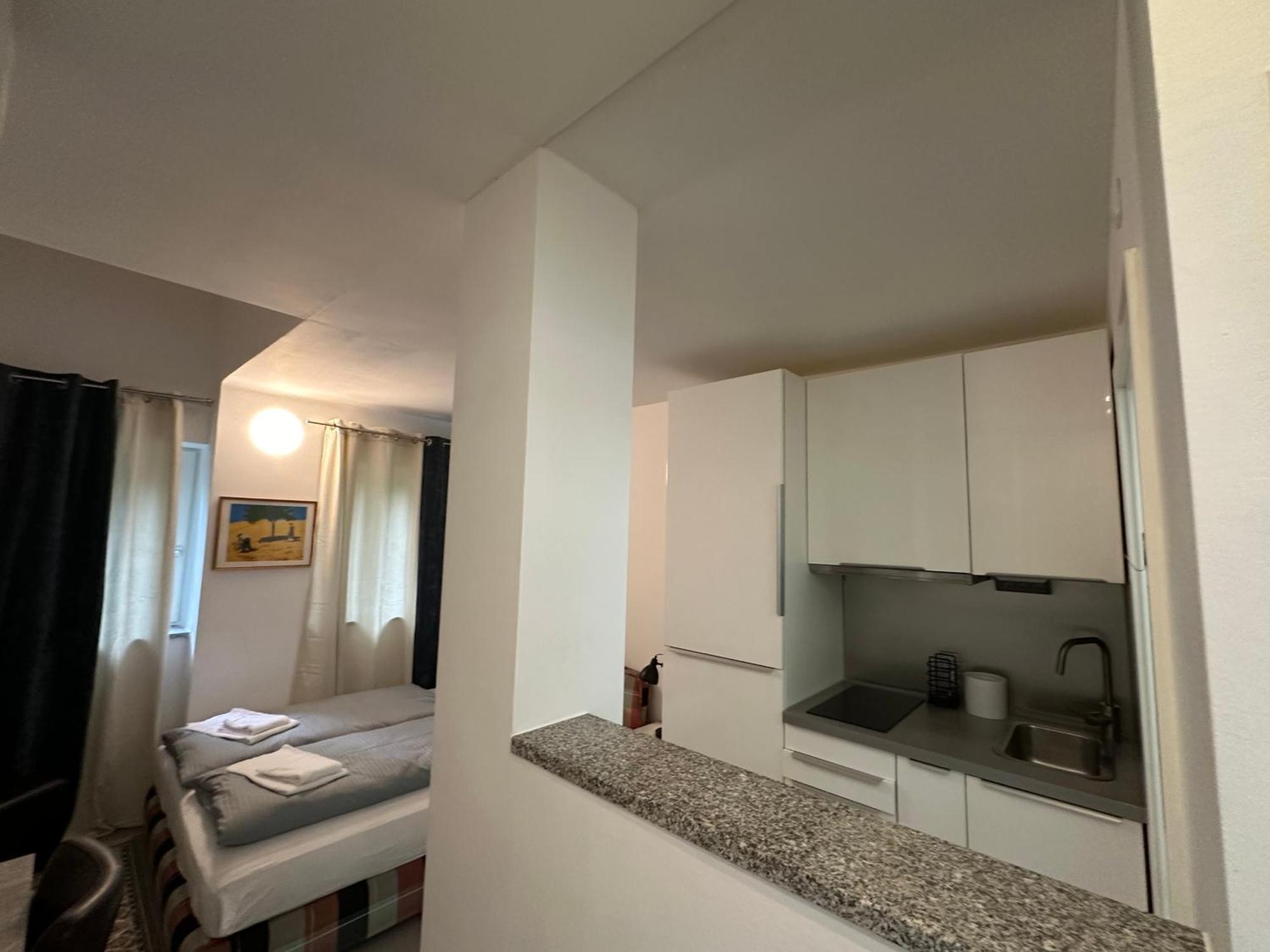 Estelada Boarding Houses - Bogenhausen München Ngoại thất bức ảnh